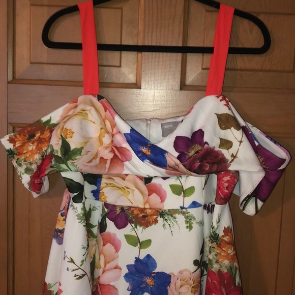Floral off the shoulder hi low maternity dress - Picture 3 of 5